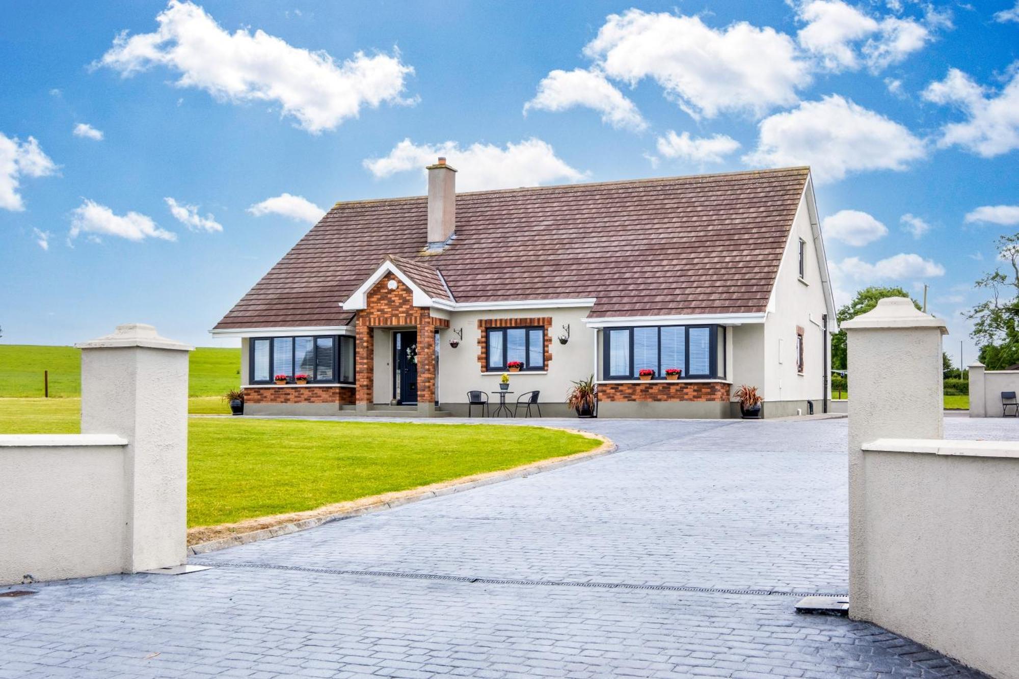 Keeraun Hill Bed & Breakfast Banagher Exterior photo